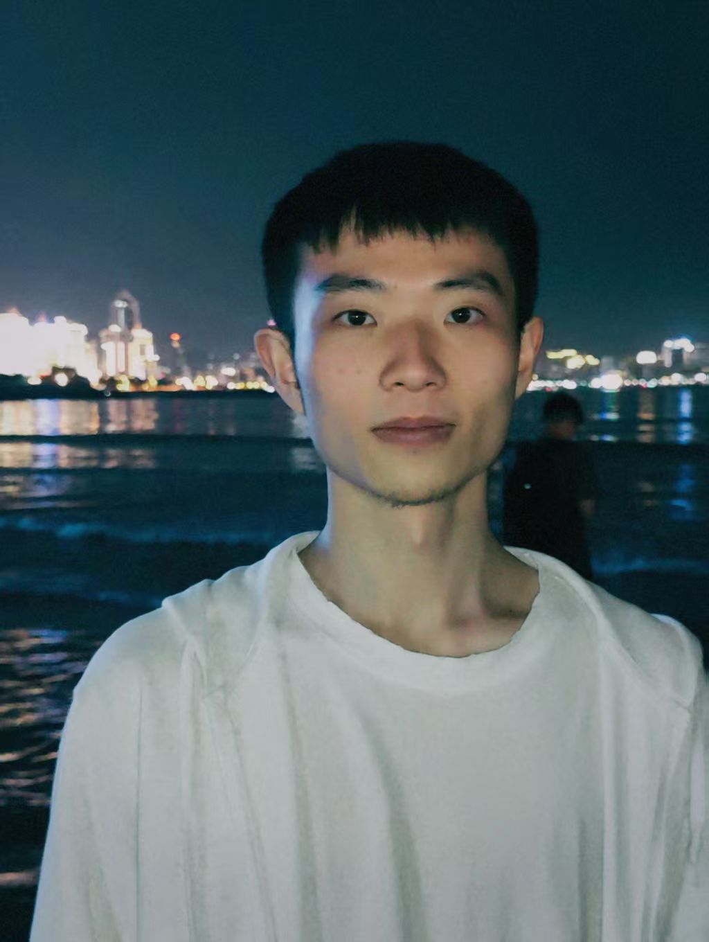 Zilong Zhou